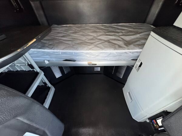 Kenworth T680 For Sale - Image 2