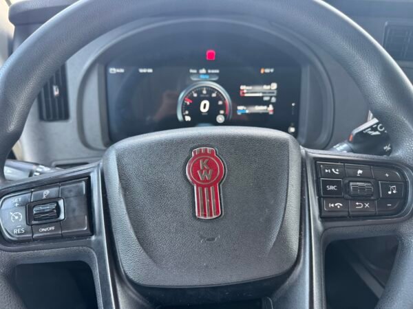 Kenworth T680 For Sale - Image 3