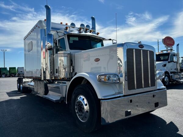Peterbilt 379 for Sale - Image 26