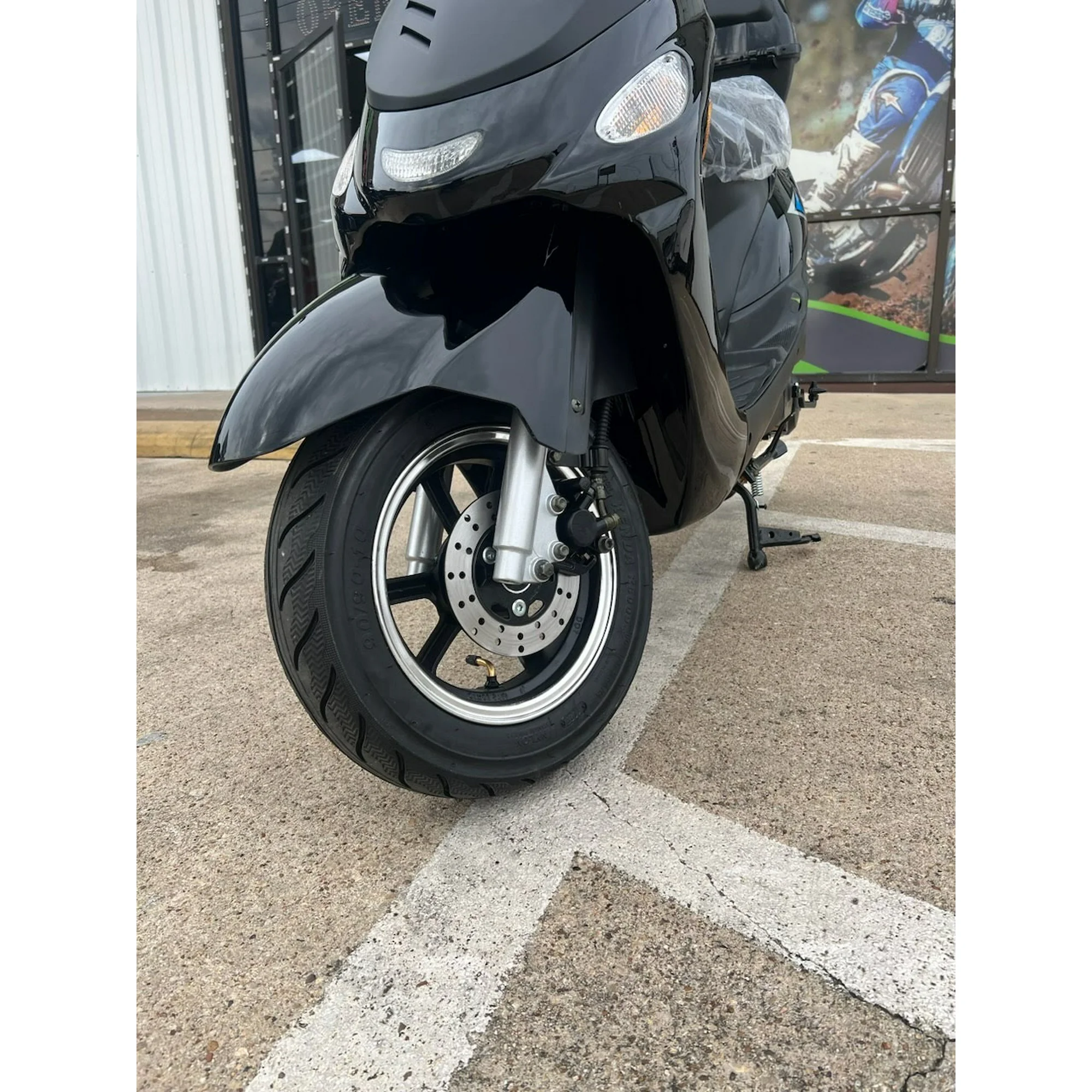 HHH 2023 Brand New Upgraded 49cc/ 50cc Gas Fully Automatic Scooter Moped MP50-02 with Matching Trunk - Image 2