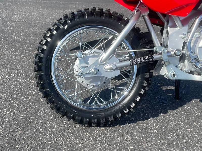 2025 Honda Dirt Bike Motorcycle CRF 110F - Image 3