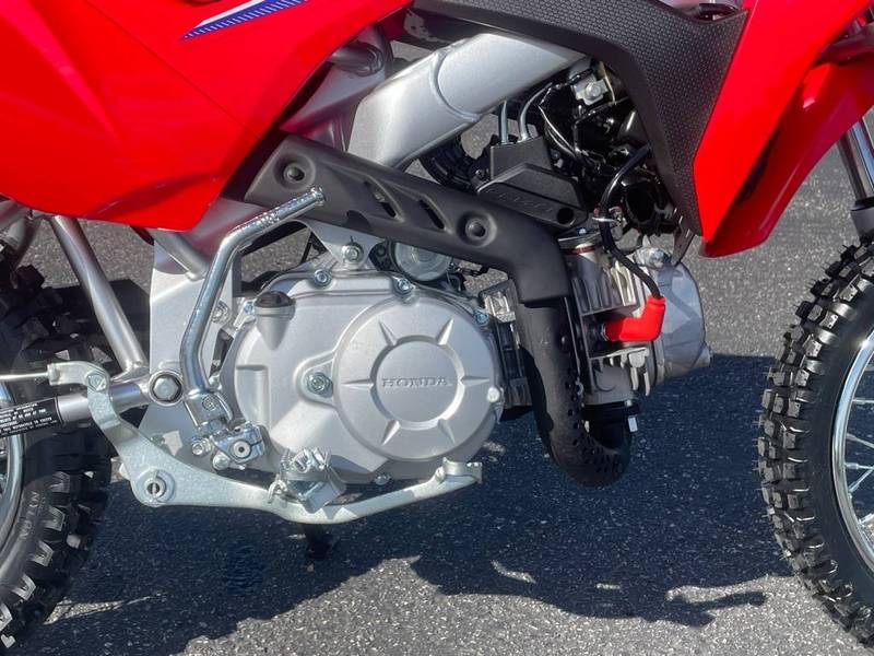 2025 Honda Dirt Bike Motorcycle CRF 110F - Image 7