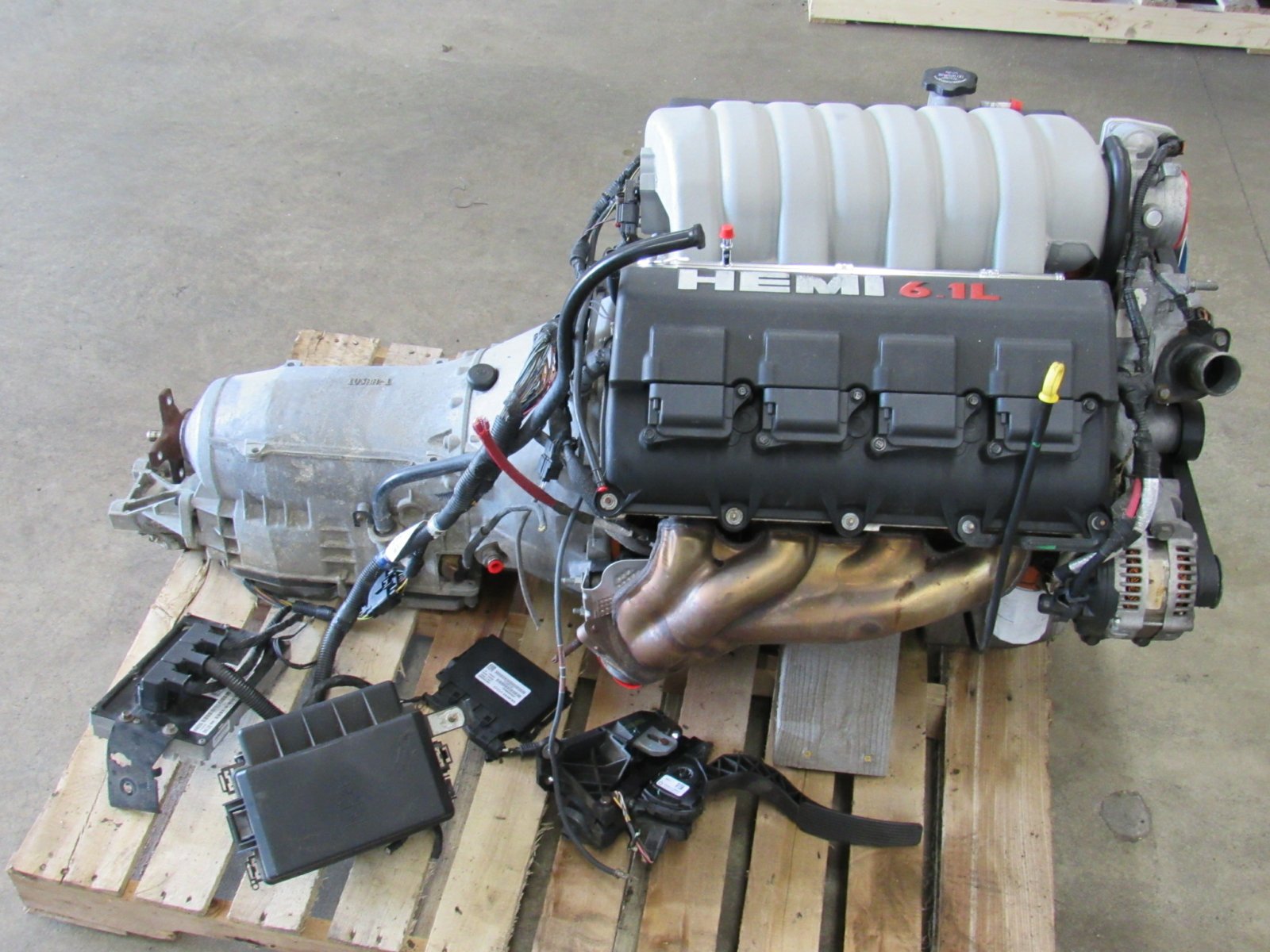6.1 HEMI Engine for Sale - Image 13