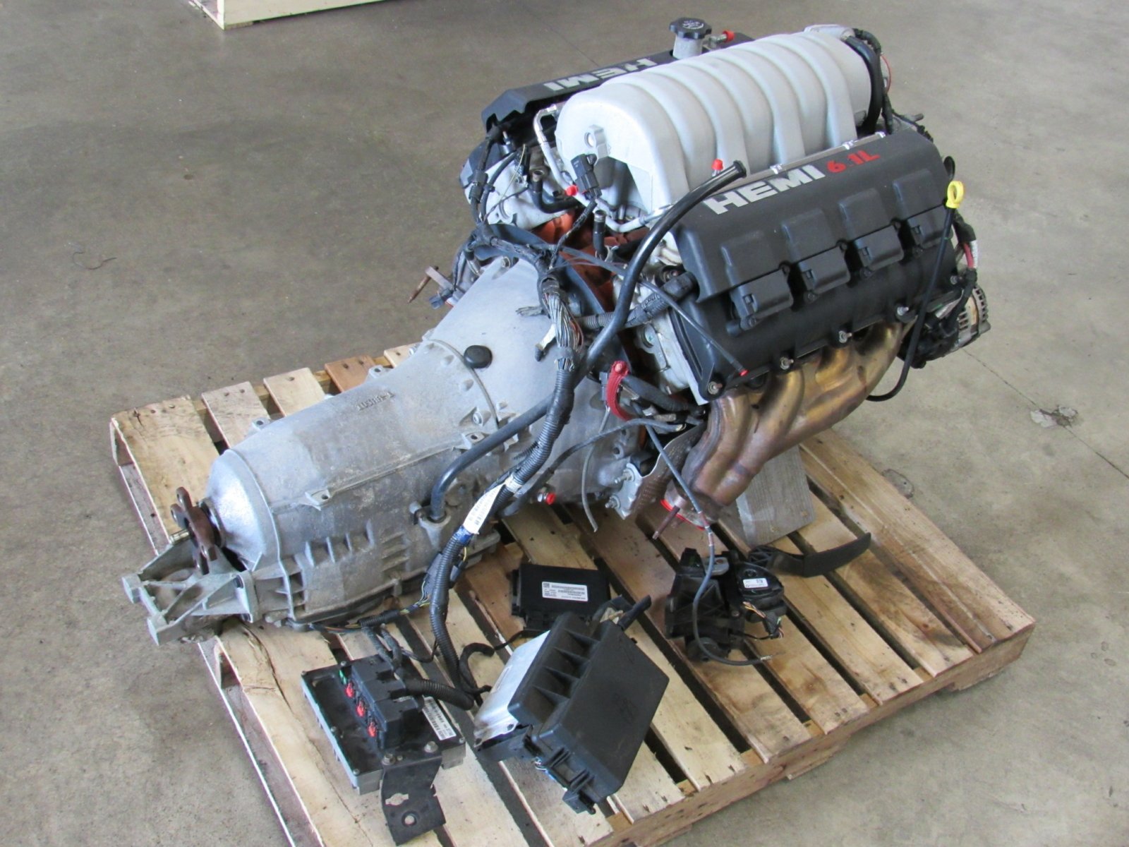 6.1 HEMI Engine for Sale - Image 12